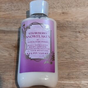 Bath & Body Works Strawberry Snowflakes Body Lotion